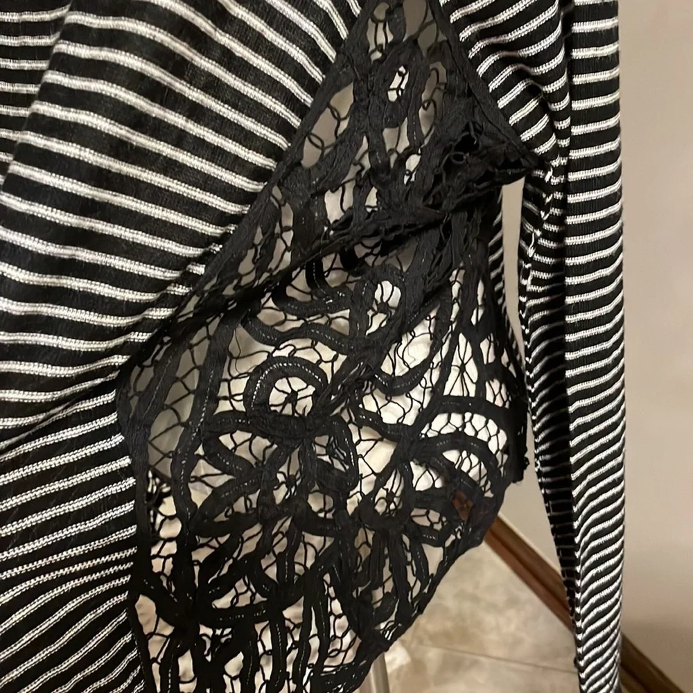 Free People stripped high low top / lace cut out exposed sides sz S oversized